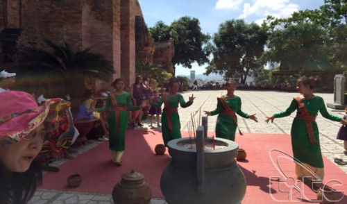 Traditional dance of the Khmer