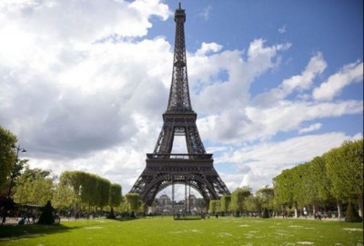 Kinh nghiệm tham quan tháp Eiffel – biểu tượng du lịch của Pháp
