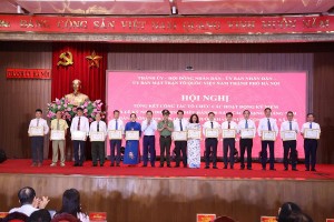 Hanoitourist nhận Bằng khen thưởng thành tích trong hoạt động kỷ niệm 80 năm Ngày Quốc khánh