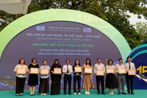 Hanoitourist đạt Giải thưởng Gian hàng quy mô và Gian hàng ấn tượng tại  Hội chợ VITM 2026