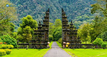 BALI: BIỂN JIMBARAN - ĐỀN TIRTA EMPUL - ĐẢO NUSA PENIDA - CỔNG TRỜI HANDARA - MY SWING BALI - ĐỀN ULUNDANU - LÀNG CỔ PENGLIPURA - TOUR XẾ CỔ